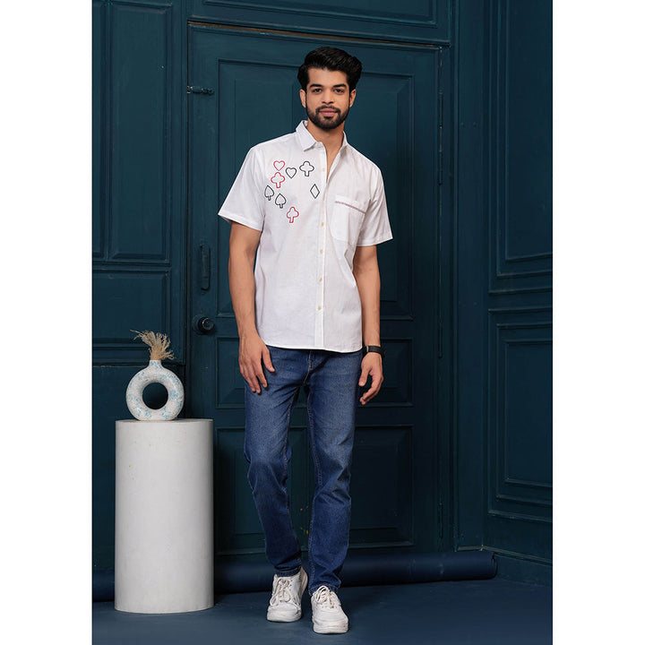 Hatheli Men White Embroidered Cotton Half Sleeves Casual Shirt