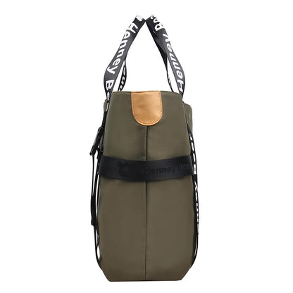 HENNEY BEAR Olive Solid Handbag