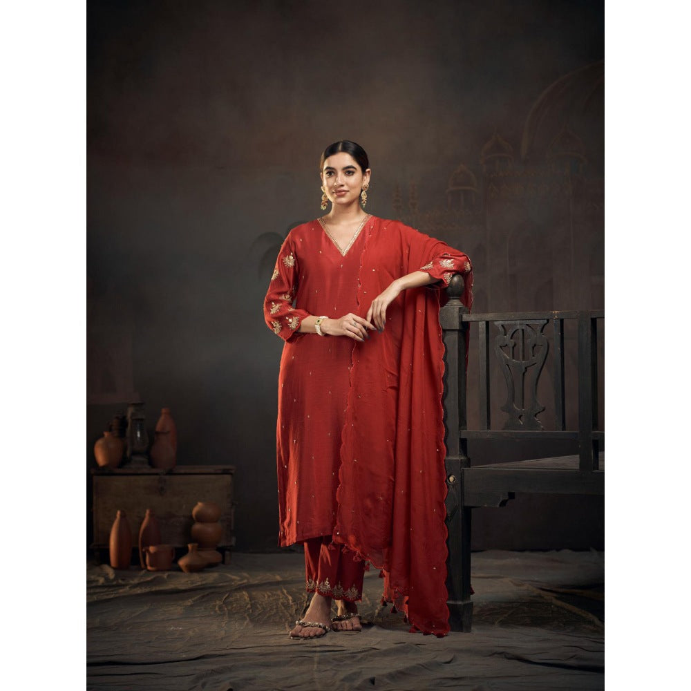 Hirika & Dhruti Maroon Chaand Embroidery Kurta with Pant and Dupatta (Set of 3)