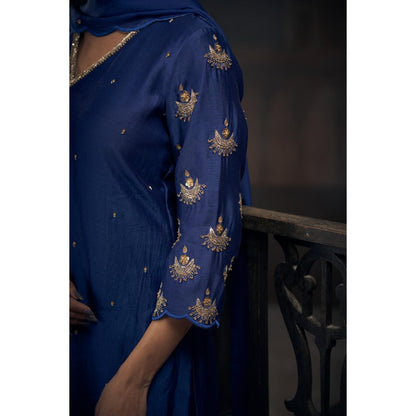 Hirika & Dhruti Blue Chaand Embroidery Kurta with Pant and Dupatta (Set of 3)