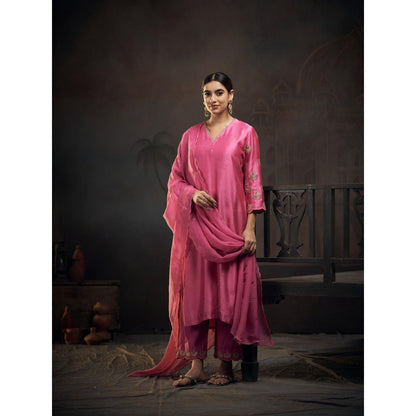 Hirika & Dhruti Pink Chaand Embroidery Kurta with Pant and Dupatta (Set of 3)