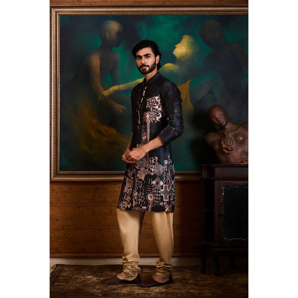 HISTORI Cotton Silk Men Black Geometric Kurta with Churidar