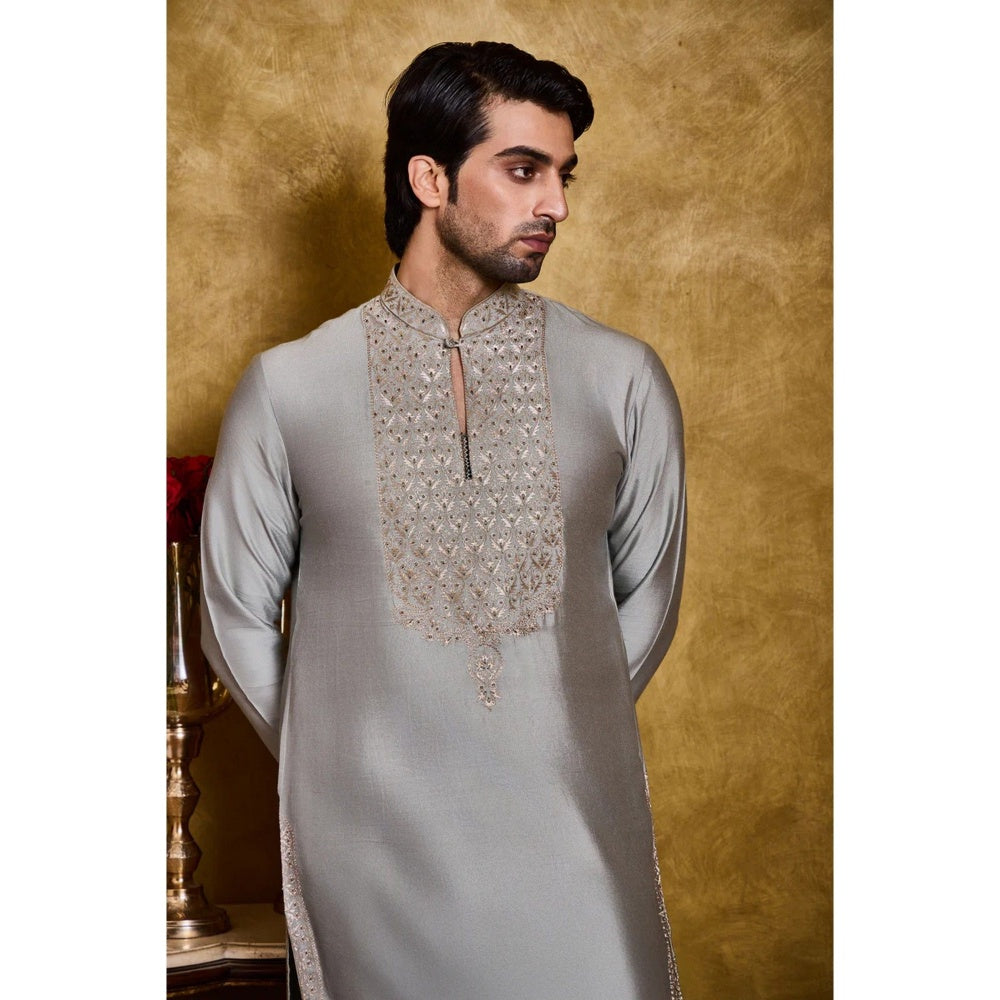 HISTORI Cotton Silk Men Grey Embroidered Kurta with Churidar
