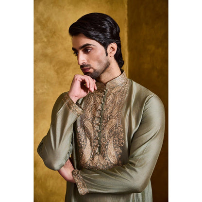 HISTORI Chanderi Men Olive Embroidered Kurta with Churidar