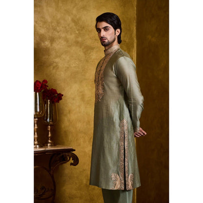 HISTORI Chanderi Men Olive Embroidered Kurta with Churidar