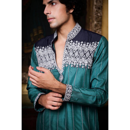 HISTORI Cotton Silk Men Teal Embroidered Kurta with Churidar