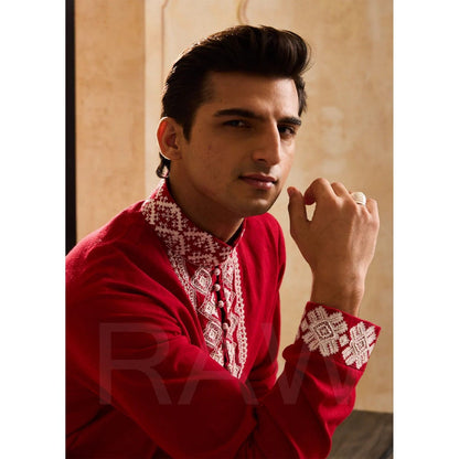 HISTORI Linen Men Red Embroidered Kurta with Pant