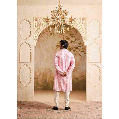 HISTORI Chanderi Men Pink Embroidered Kurta with Churidar