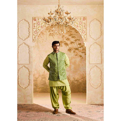HISTORI Green Kurta with Jacket and Salwar