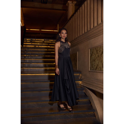 House of Fett Black Rose Gown
