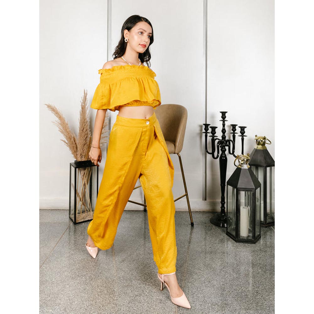 House of Fett Womens Belloni as Solid Yellow Overlap Pant