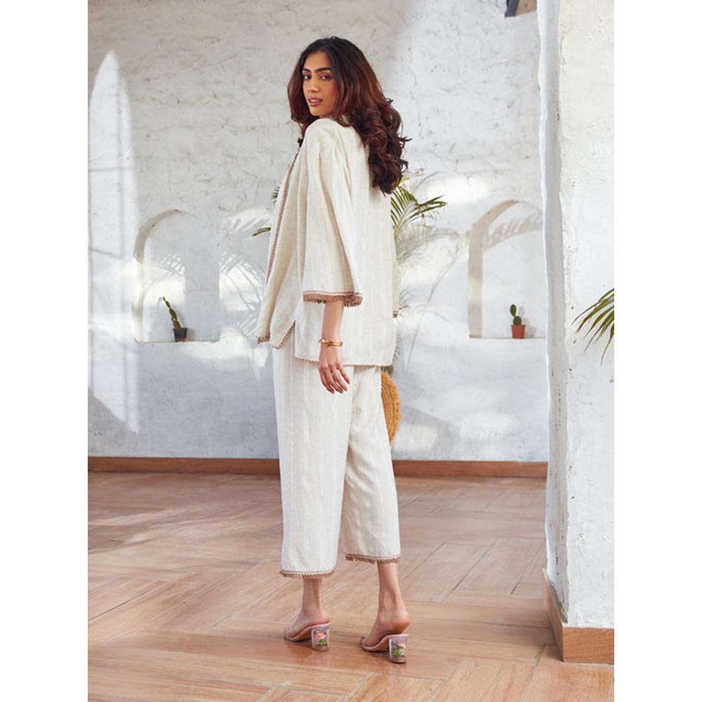 House of Fett Havana Laced Shrug