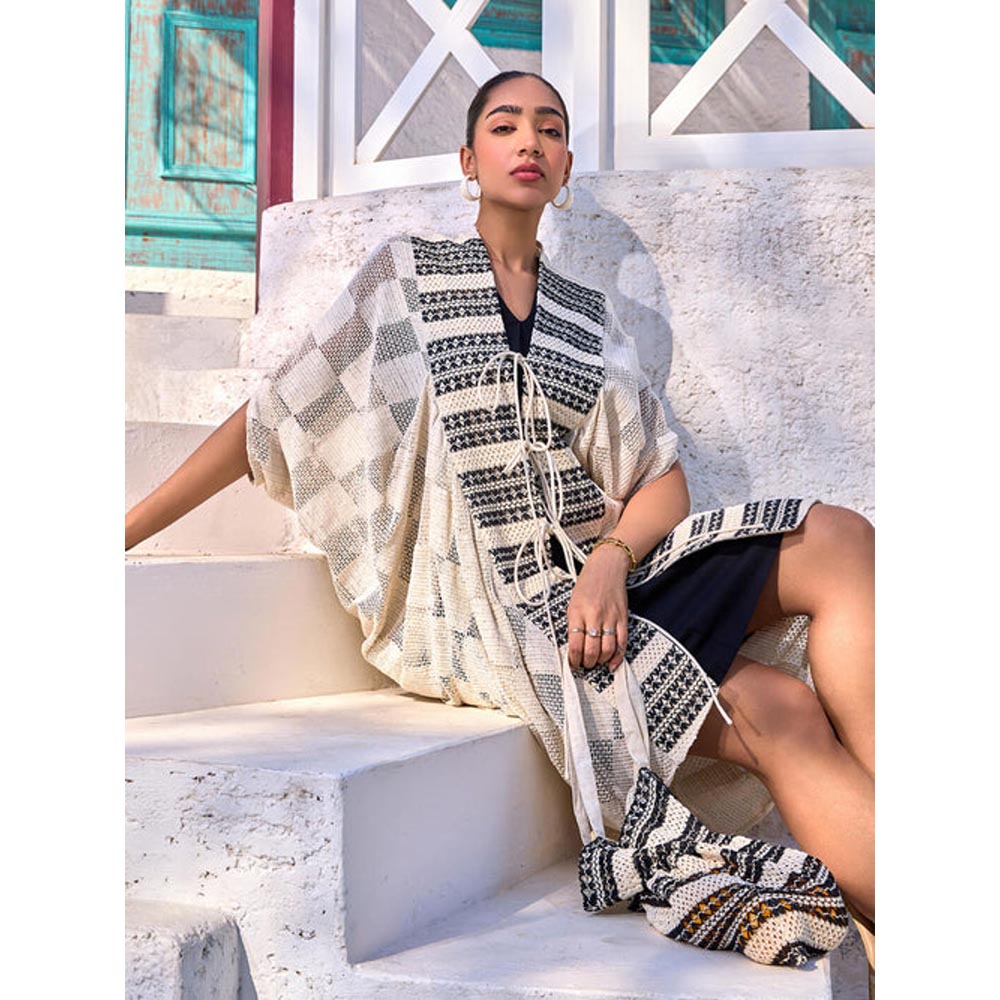 House of Fett Hawaii Dress - Black