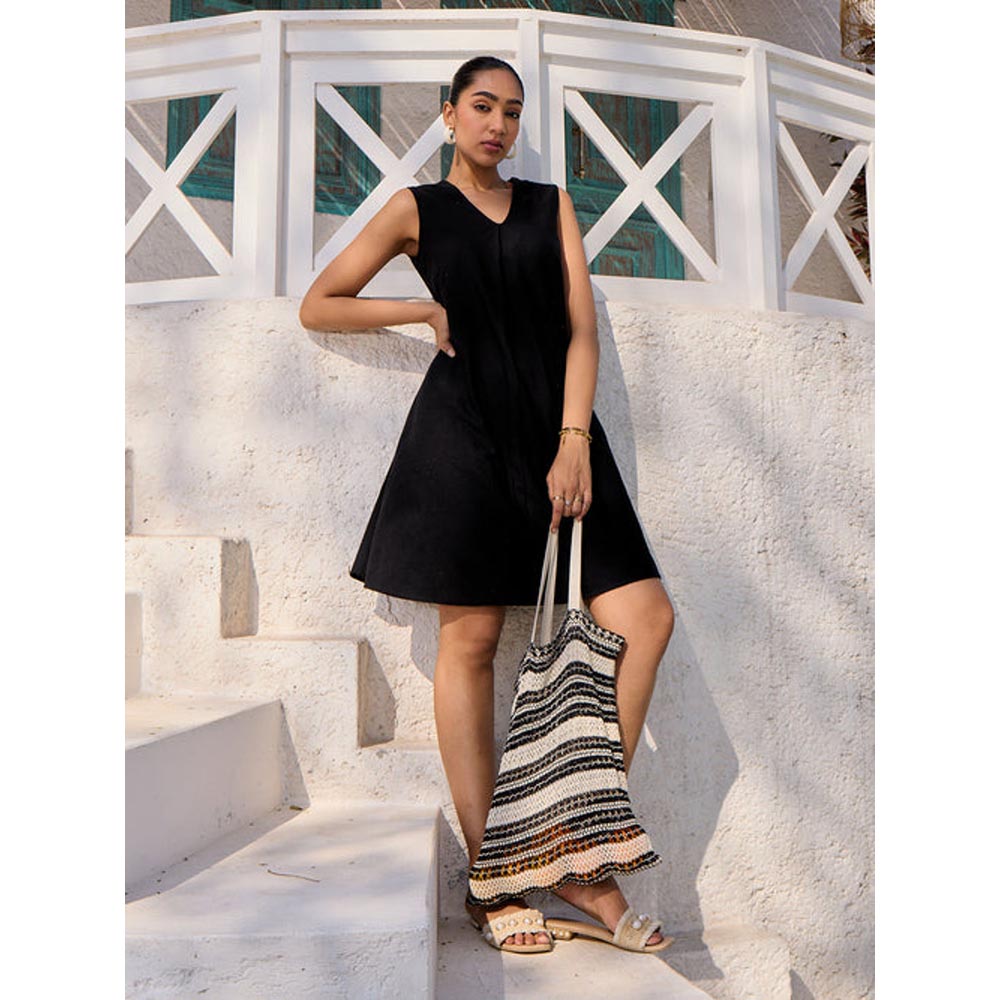 House of Fett Hawaii Dress - Black