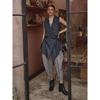 House of Fett Scott Tie Up Cape - Blue