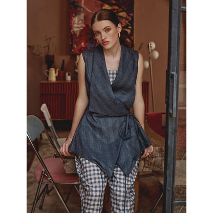 House of Fett Scott Tie Up Cape - Blue