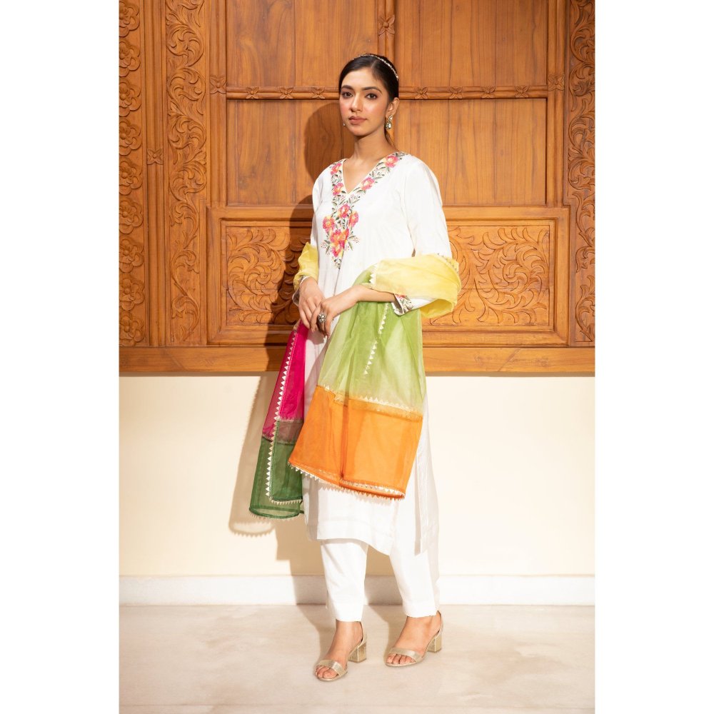House Of Muher Hannah White Kurta (Set of 3)