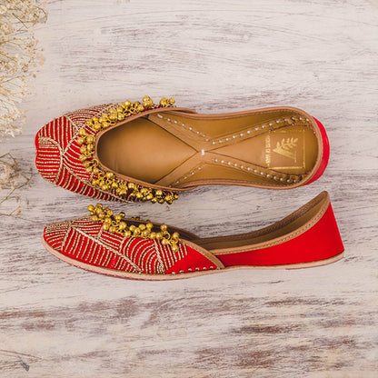 House of Vian Surmya Red Embroidered Juttis
