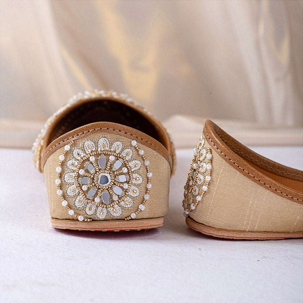House of Vian Jharokha Gold Embroidered Juttis