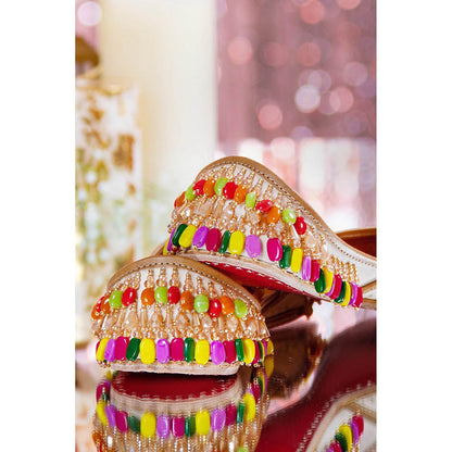 House of Vian Rangmunch Multicolor Embroidered Juttis