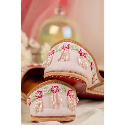 House of Vian Rouge Pink Embellished Juttis