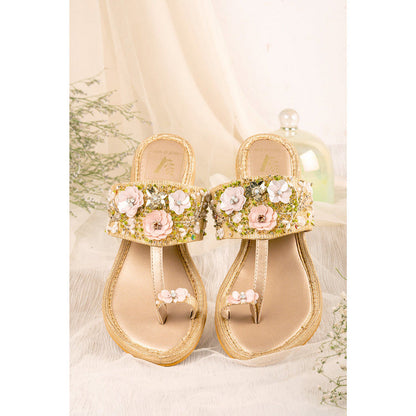 House of Vian Firdaus Gold Embellished Kolhapuris