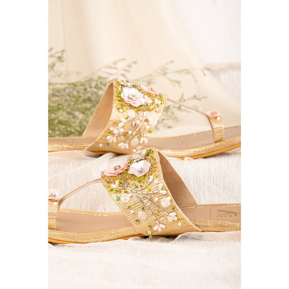 House of Vian Firdaus Gold Embellished Kolhapuris