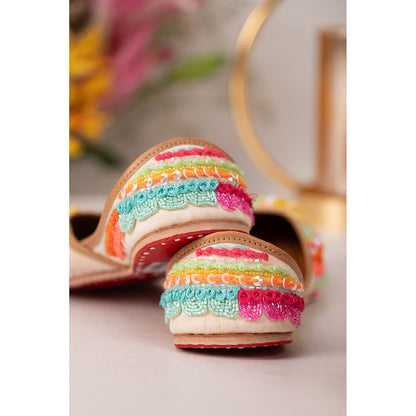 House of Vian Ella Embroidered Juttis