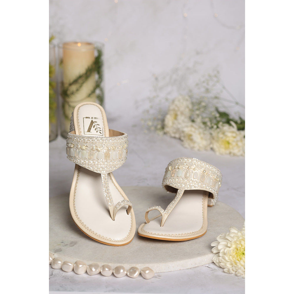 House of Vian Nooriya Block Heel Kolhapuris