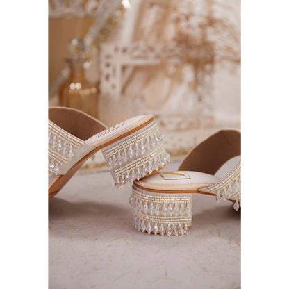 House of Vian Women White Ilina Lock Heels