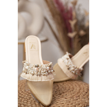 House of Vian Beach Baby Off White Mules