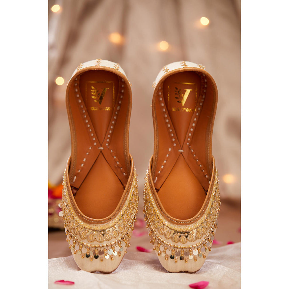 House of Vian Zunaira Gold Juttis