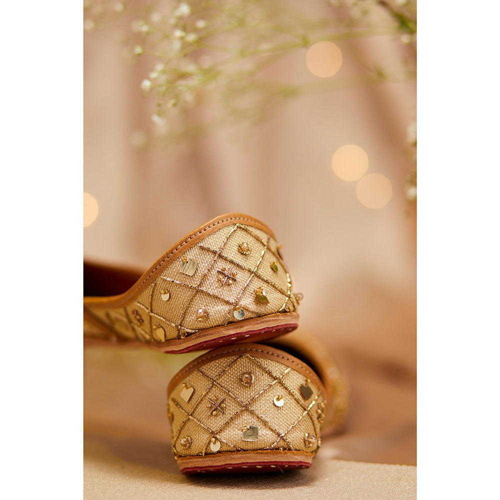 House of Vian Jannat Gold Juttis