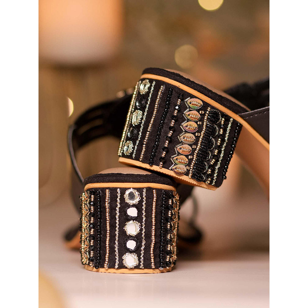 House of Vian Jharokha Black Kolhapuri Heels