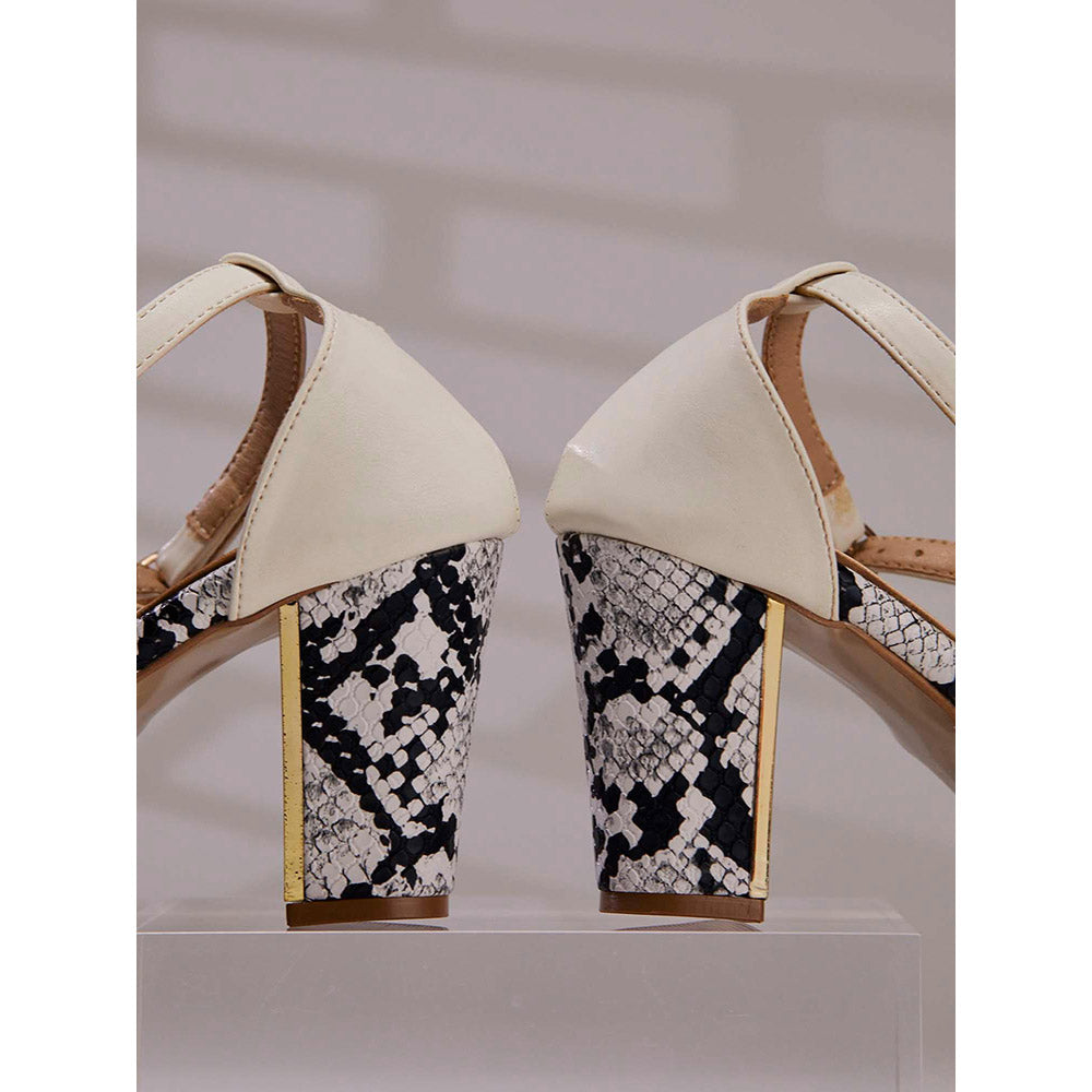 House of Vian Lilith White Heels