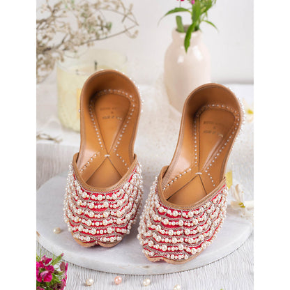 House of Vian Women Isa Red Juttis