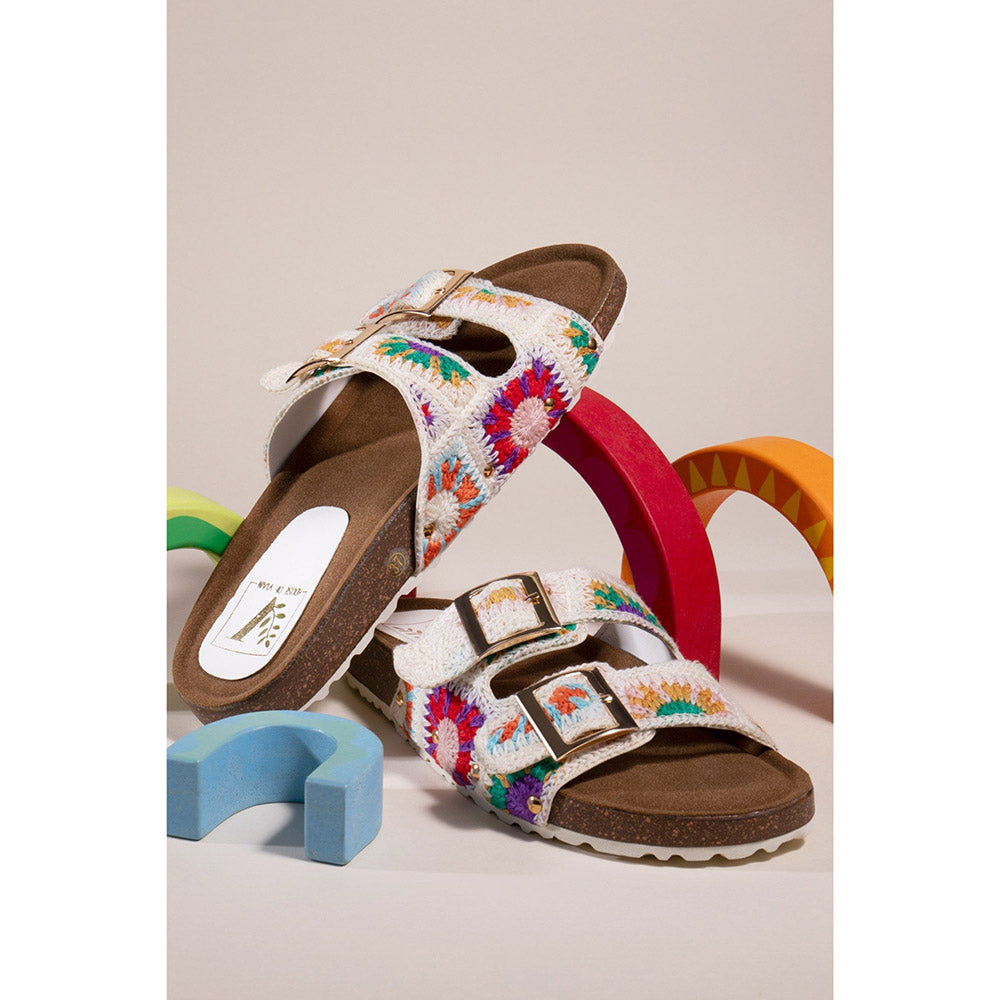 House of Vian Beach White Sandals