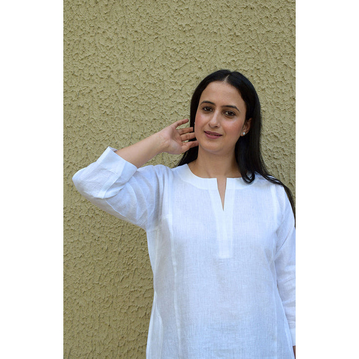 HOUSE OF MOXA White Linen Straight Fit Paneled Kurta