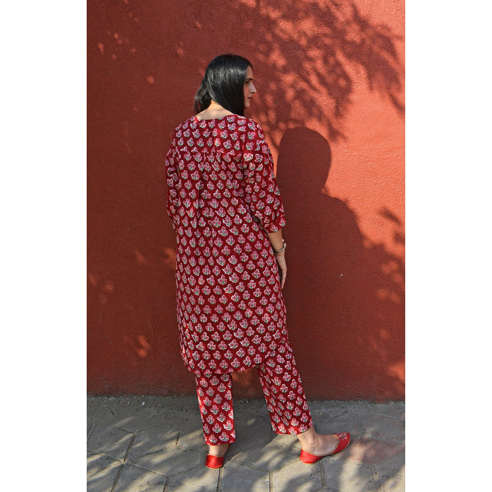 HOUSE OF MOXA Red Hand Block Printed Antifit Co-Ord (Set of 2)