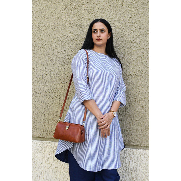 HOUSE OF MOXA Blue and White Striped Linen Kurta With Round Neck