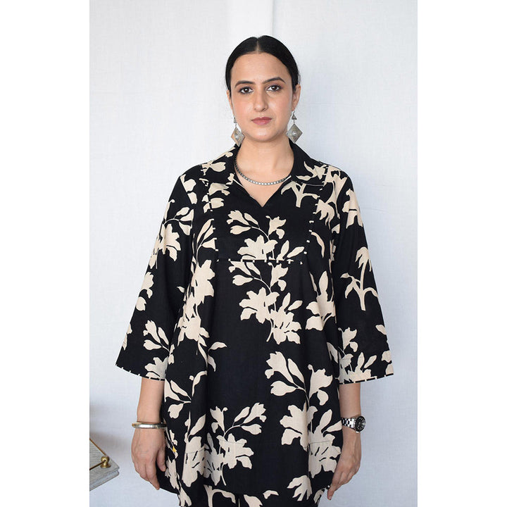 HOUSE OF MOXA Black Floral Co-Ord (Set of 2)