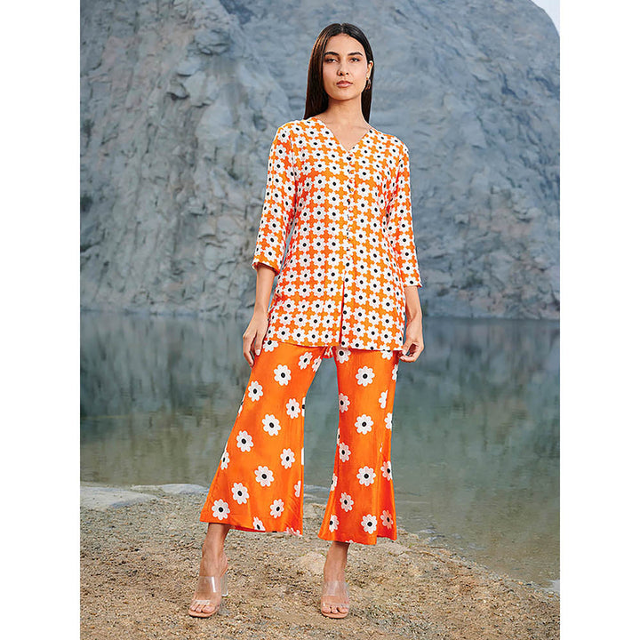 House of Soi Orange Floral Printed Tangerine Top & Pant Co-Ord (Set of 2)