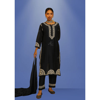 House of Chikankari Hana Chikankari Chanderi Straight Kurta with Pants (Set of 2)