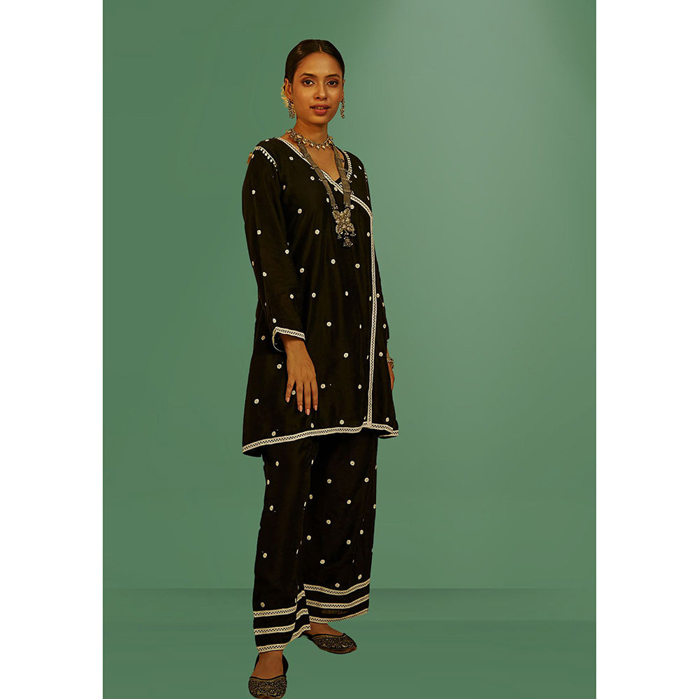 House of Chikankari Mahak Chikankari Short Angrakha Kurta and Pants (Set of 2)