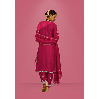 House of Chikankari Mahnoor Chikankari Straight Kurta and Pants with Dupatta (Set of 3)