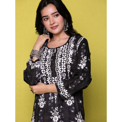 House of Chikankari Riyad Chikankari Mulmul Straight Kurta