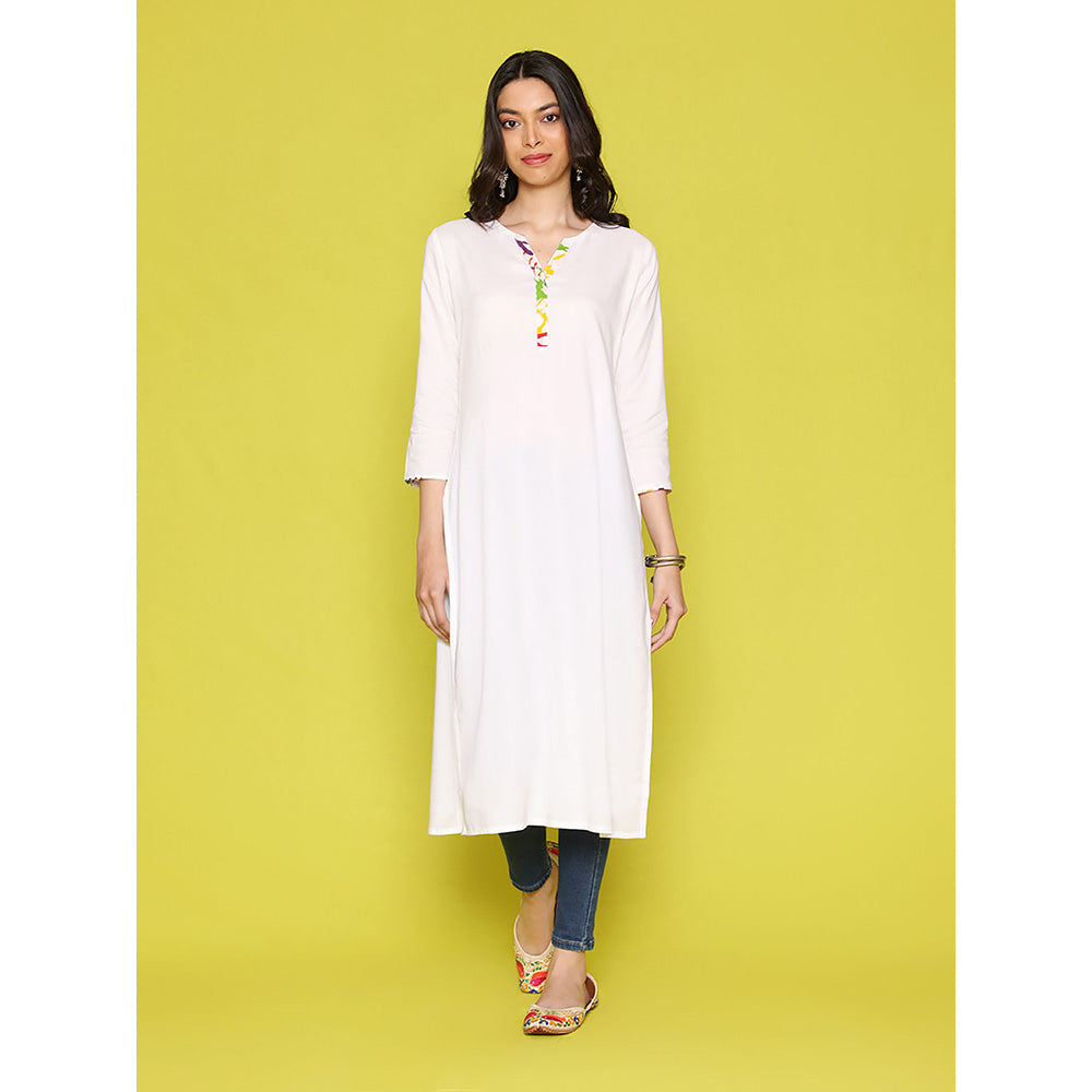 House of Chikankari Rang Barse Rayon Solid Women's Long Kurta
