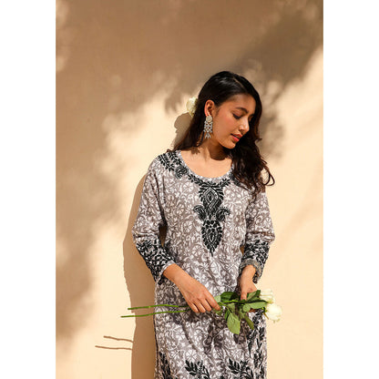House of Chikankari Mulmul Chikankari Printed Womens Kurta with Pants-Grey (Set of 2)