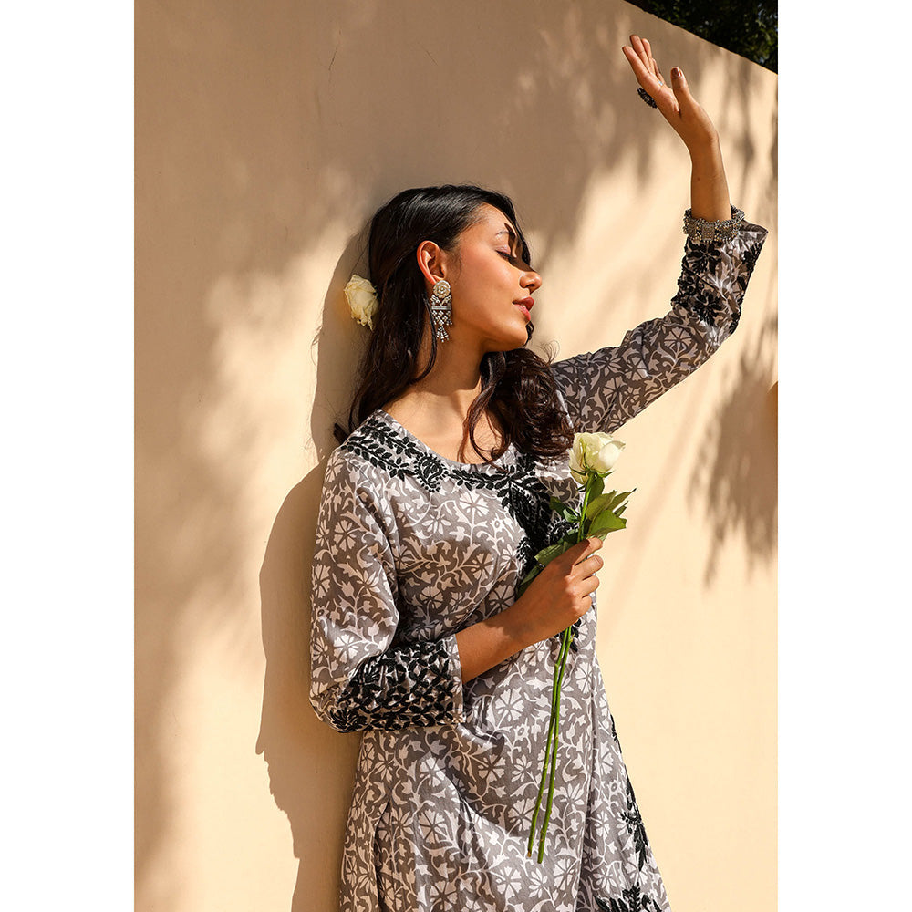 House of Chikankari Mulmul Chikankari Printed Womens Kurta with Pants-Grey (Set of 2)