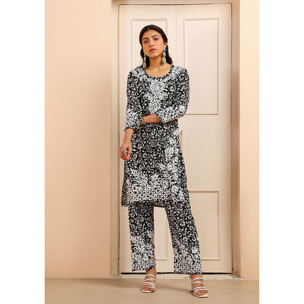 House of Chikankari Mulmul Chikankari Printed Womens Kurta with Pants-Black (Set of 2)